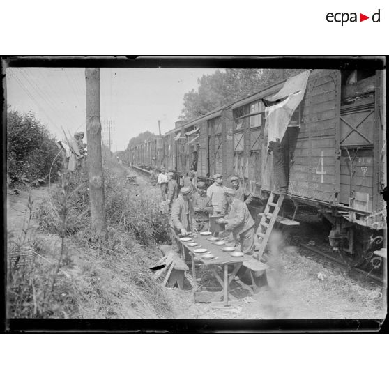 Muizon. Marne. Train affecté au 5eme Génie. [légende d'origine]