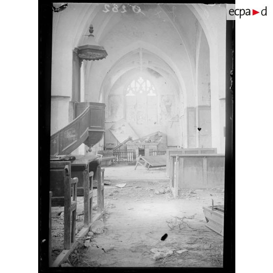 Paissy. Aisne. Intérieur de l'église. [légende d'origine]