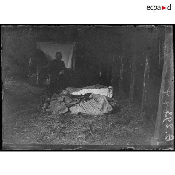 Craonnelle. Aisne. L'éclatement d'un obus allemand vient de faire quatre victimes.[légende d'origine]