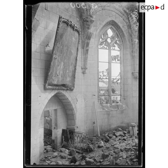 Craonnelle. Aisne. L'église, bas côté. [légende d'origine]