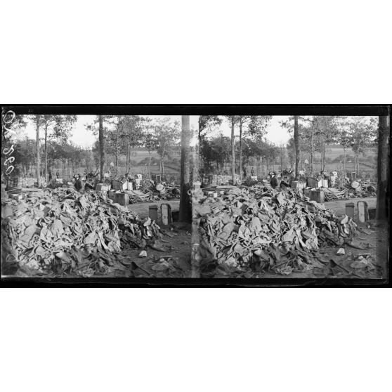 Entre Chéry-Chartreuve et Mareuil en Drôle (Aisne). Dépôt américain de récupération de matériel. [légende d'origine]