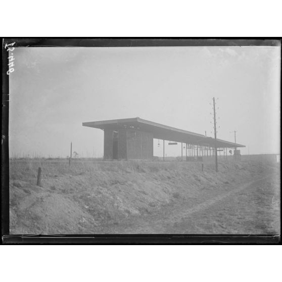 Gare de Bétheny, Marne, débarcadère ou le tsar est descendu à son dernier voyage en France. [légende d'origine]