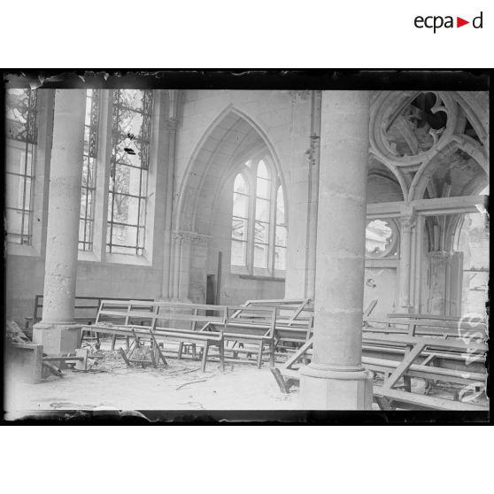 Soissons. Cathédrale. Chapelle d'un bas-côté. [légende d'origine]