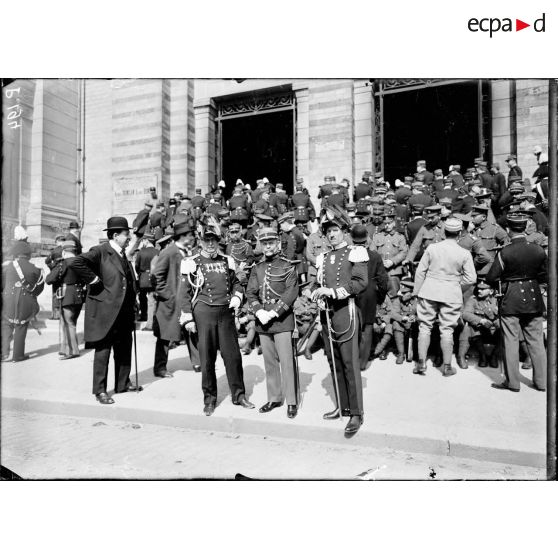 Monsieur Baley, chef de la garde républicaine, [légende d'origine]