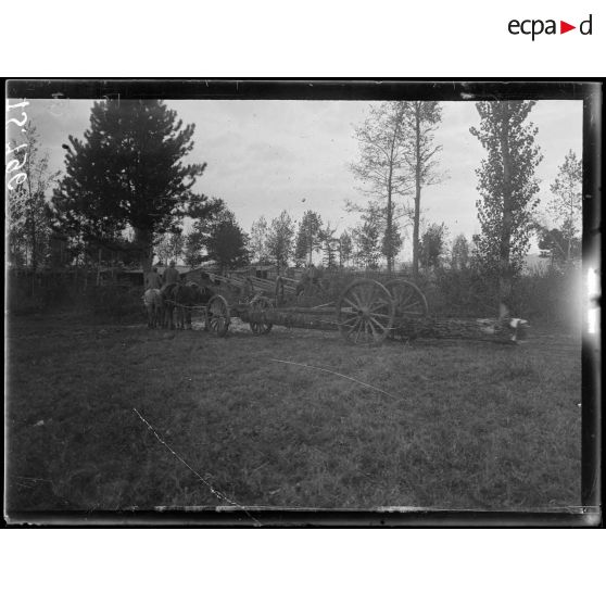 Route de Jonchery à Reims, Marne, scierie militaire. [légende d'origine]