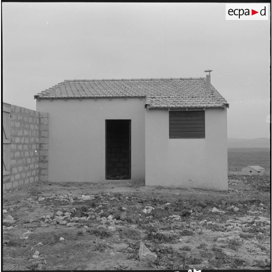 Région de Bône. Maisons terminées du futur village de Mekorchefa.