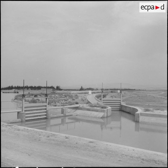 Le déversoir de Relizane.