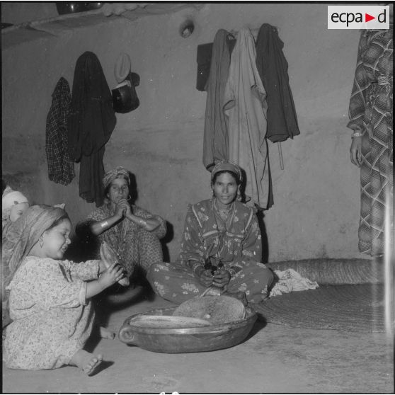 Visite aux habitants d'Ichoukrène.