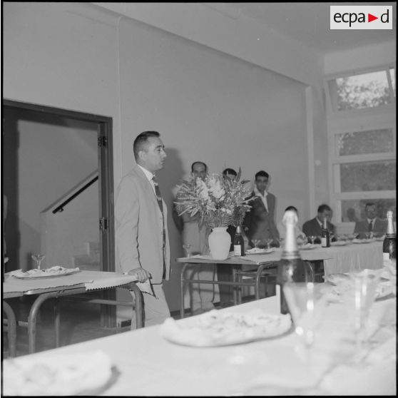 Cérémonie de remise des prix suivie d'un repas.