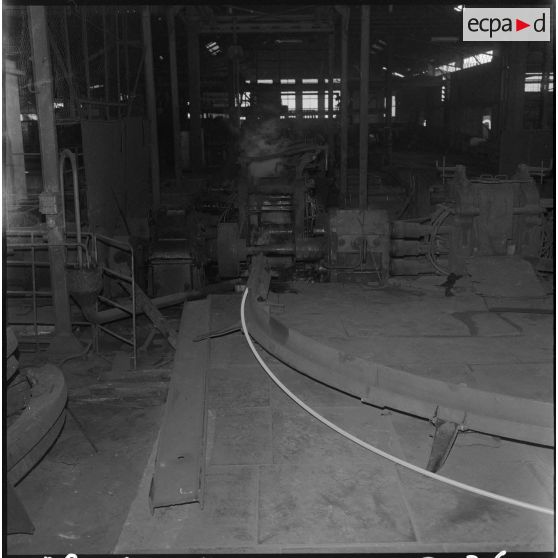 Sortie des barres, après le train-continu de 260 à 6 cages.