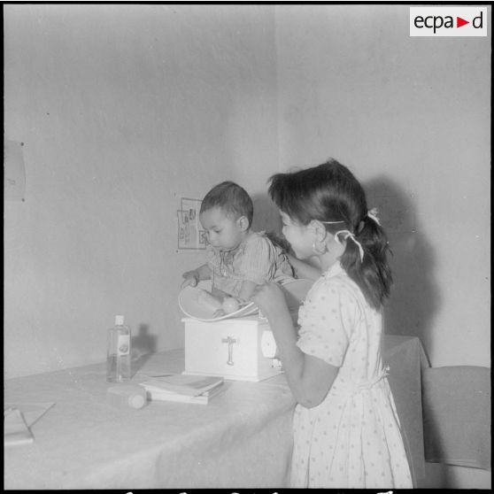 Epanouissement des femmes du cercle féminin, grâce à des méthodes modernes.