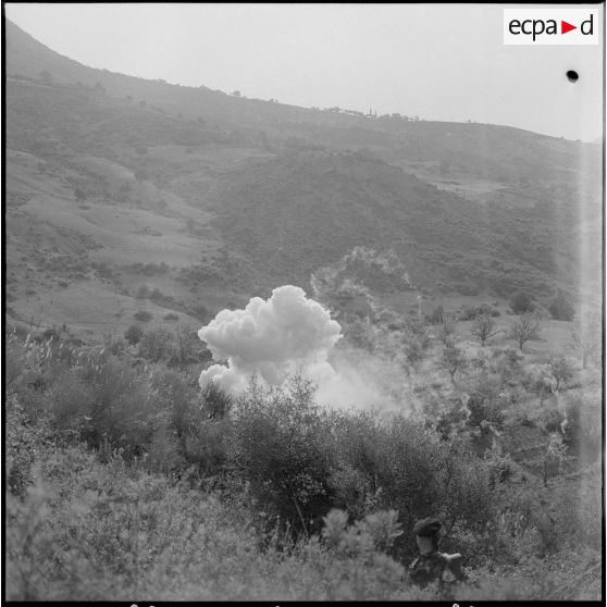 Exploitation de grenades incendiaires.