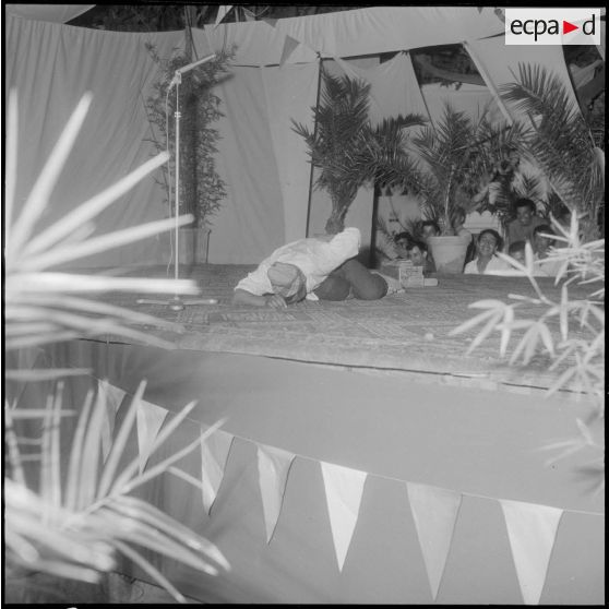 Théâtre à la section administrative urbaine (SAU) de Maison-Carrée.