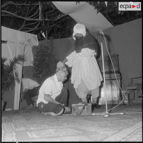 Théâtre à la section administrative urbaine (SAU) de Maison-Carrée.