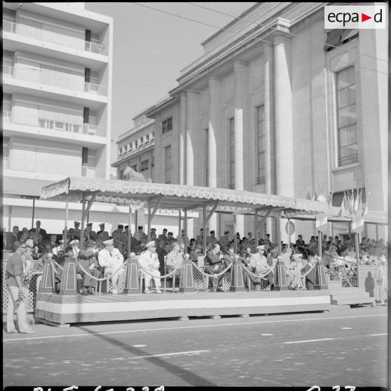 La tribune des officiels.