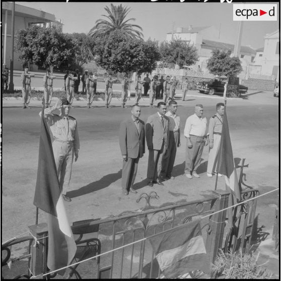 Prise d'armes par le Génie saharien à Port-aux-Poules.