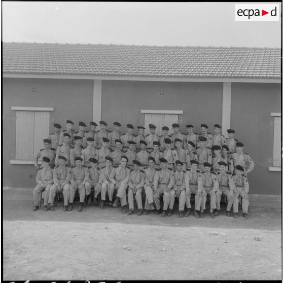 Le personnel du 12e bataillon d'infanterie (BI).