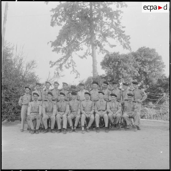 Le personnel du 12e bataillon d'infanterie (BI).