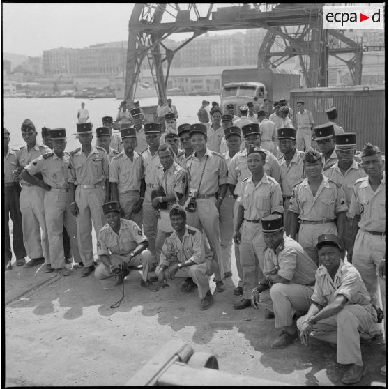 Départ des militaires africains pour Abidjan.