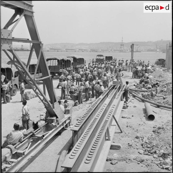 Départ des militaires africains pour Abidjan.