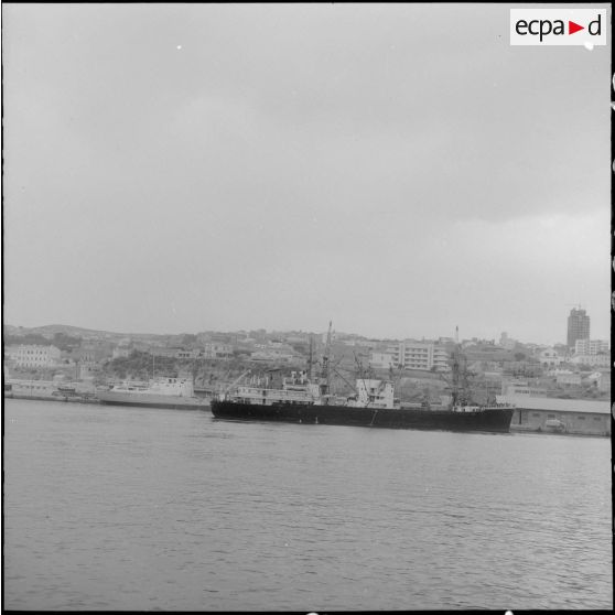 Port de commerce de Mostaganem.