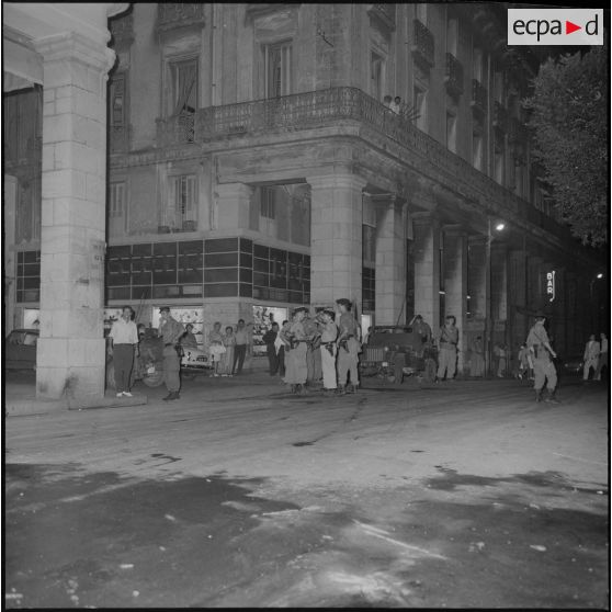 Manifestations nocturnes à Bône.