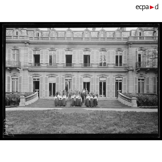 Paris, rue François 1er, Comité de l'American Clearing House. [légende d'origine]