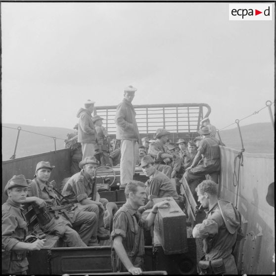 La section dans le LCM (Landing Craft Material).