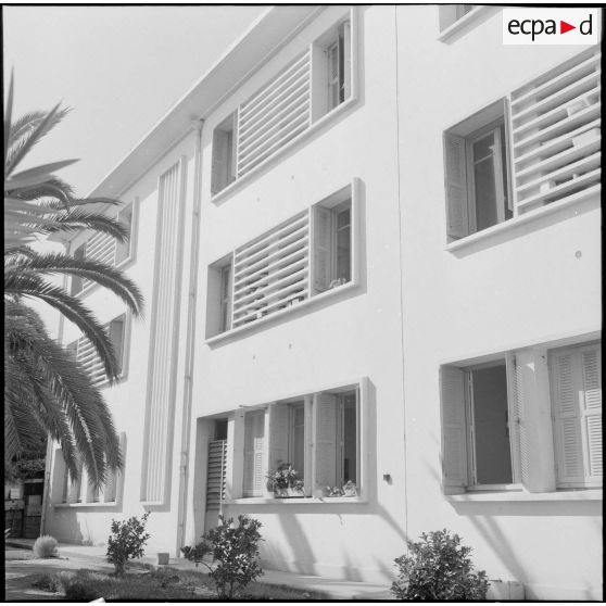 Bâtiment des infirmières. Façade principale.