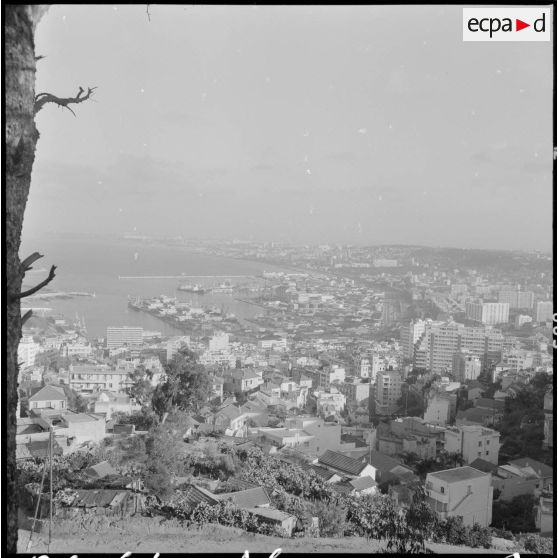 Vue panoramique d'Alger.