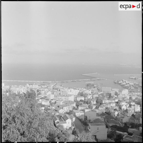 Vue panoramique d'Alger.