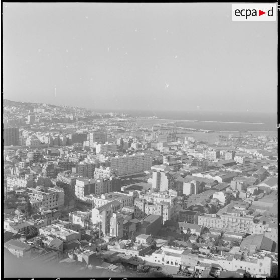 Vue panoramique d'Alger.