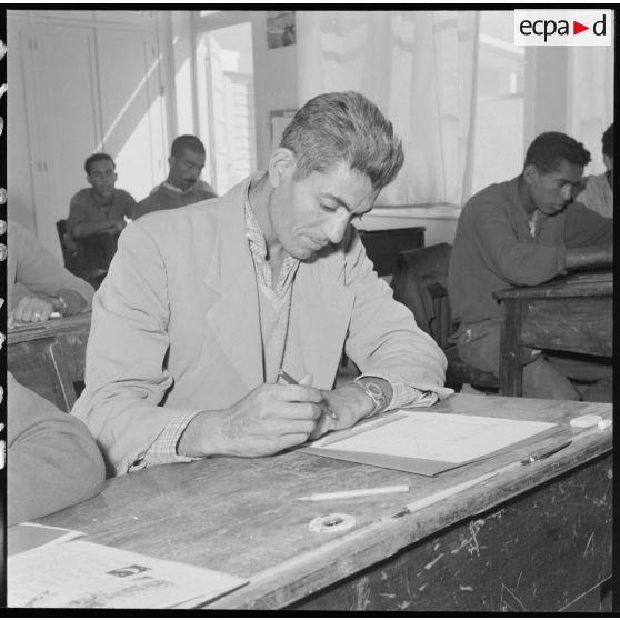 Cours de dessin pour adultes.