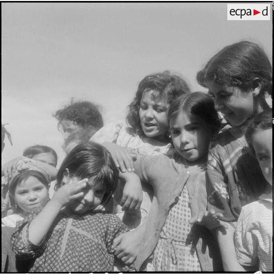 Section administrative spécialisée (SAS) d'Akourma. Des enfants de l'école.