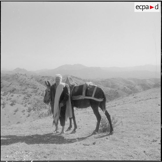 Section administrative spécialisée (SAS) d'Akourma. Un notable du village.