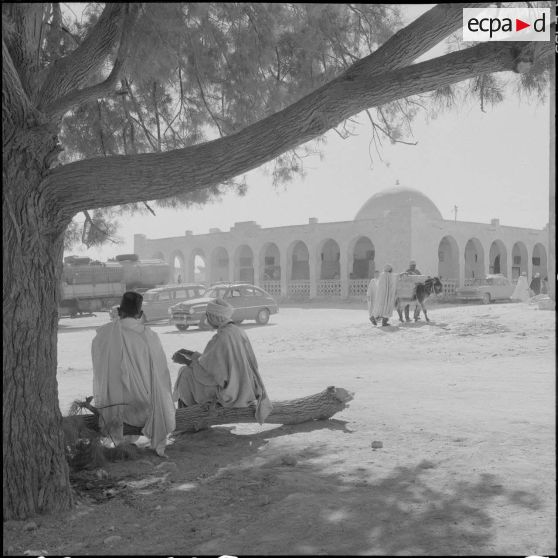 Scènes de rue à Touggourt.