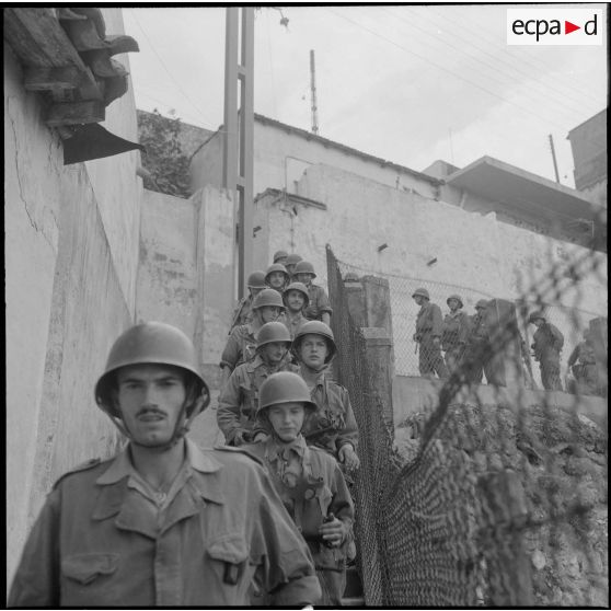 Alger. Belcourt. Quadrillage du quartier.