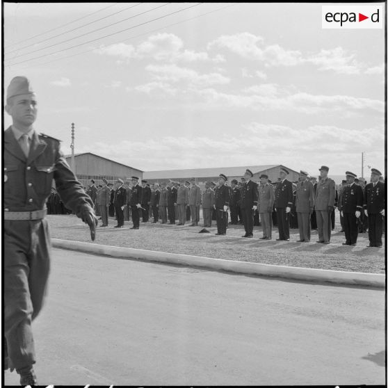 La Reghaïa. Cérémonie du 11 Novembre 1961. Défilé.