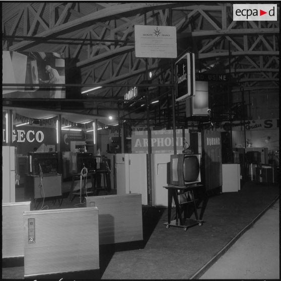 Alger. Exposition d'électroménager.