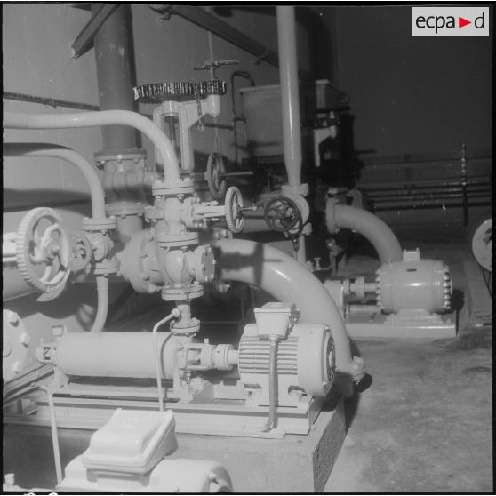 Barrage d'Erraguene. Pompes.