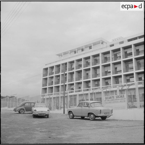 Alger. Centre hospitalier de la Madeleine.
