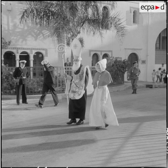 Amirauté d'Alger. Fête de la Sainte-Barbe. Début de la cérémonie.