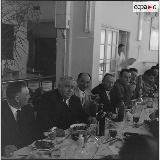 Maison Carrée. Saint Eloi. Banquet à l'Etablissement régional du matériel (ERM).