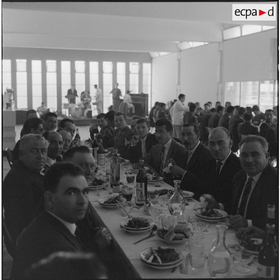 Maison Carrée. Saint Eloi. Banquet à l'Etablissement régional du matériel (ERM).