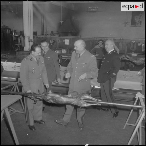 Algérie. La Saint Eloi fêtée par les gendarmes. Méchoui.