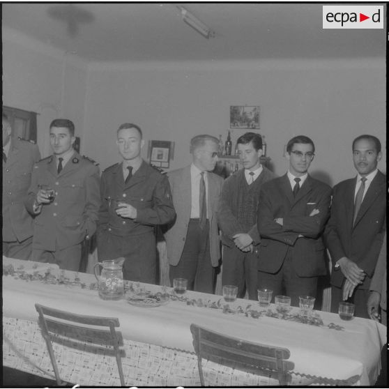 Algérie. Fête de Saint-Eloi au 10e régiment d'artillerie de marine (RAMa).