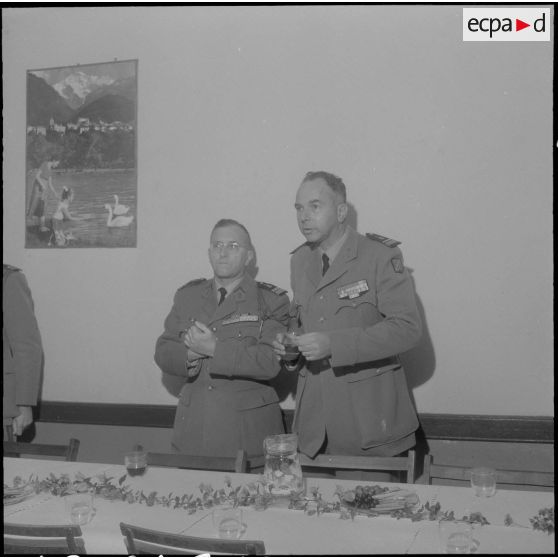 Algérie. Fête de Saint-Eloi au 10e régiment d'artillerie de marine (RAMa).
