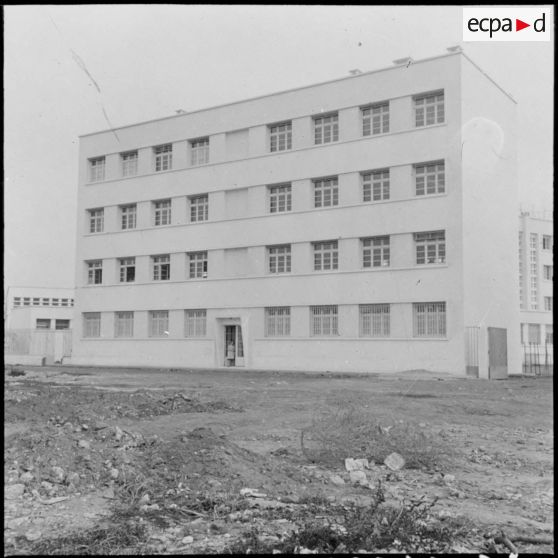 Oran. Centre féminin de formation professionnelle pour adulte.