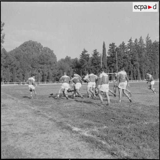 Finale des championnats militaires de rugby à XV des forces terrestres en Algérie. Le match.