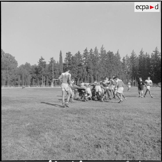 Finale des championnats militaires de rugby à XV des forces terrestres en Algérie. Le match.